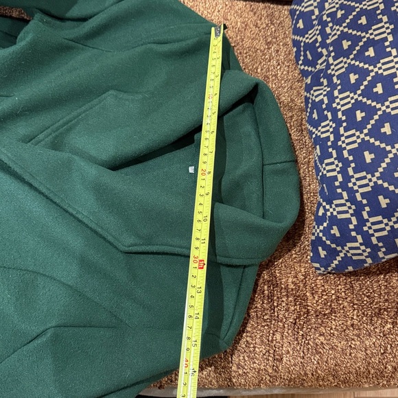 Elegant Green Women's Coat - Picture 6 of 9